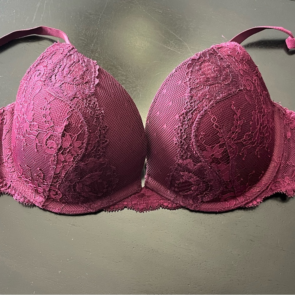 VS Dream Angels - Burgundy Lace